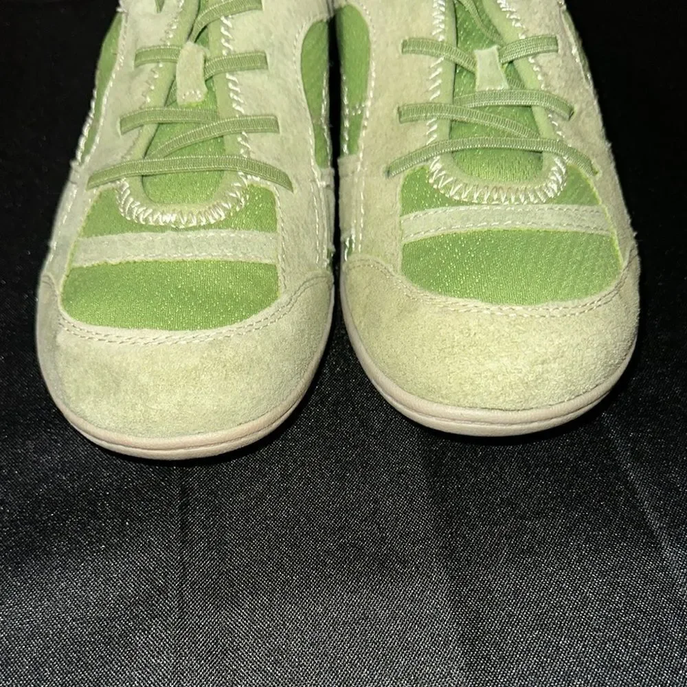 Earth Origins by Earth Women's Green Suede Casual Sneakers Size 11